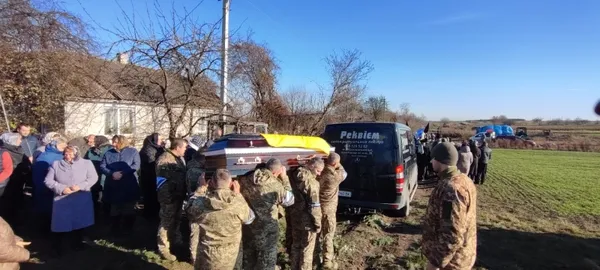 На Волині попрощалася із командиром розвідки Сергієм Семчуком (фото)