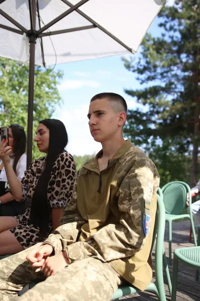 Сергій «Волина» Волинський продовжує допомагати морпіхам навіть у полоні (фото)