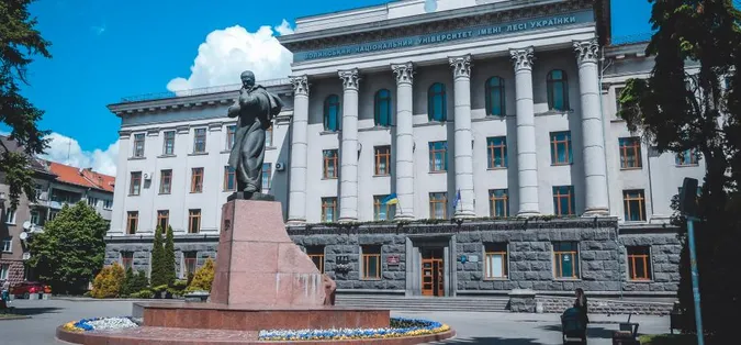 Скільки коштує навчання на популярних факультетах ВНУ ім. Лесі Українки