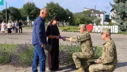 На Волині родині загиблого воїна Юрія Куха вручили його відзнаку «Комбатантський хрест» (фото)