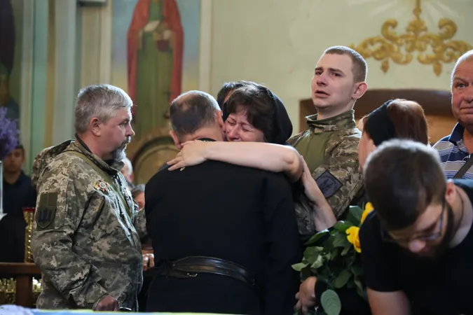 У Луцькій громаді попрощалися із загиблим Олександром Голотюком (фото)