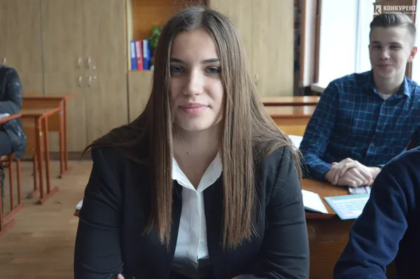 Учениця 10-А класу Поліна Пішова