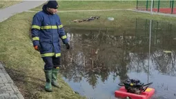 У центрі Луцька спортмайданчик перетворився на «басейн» (фото)