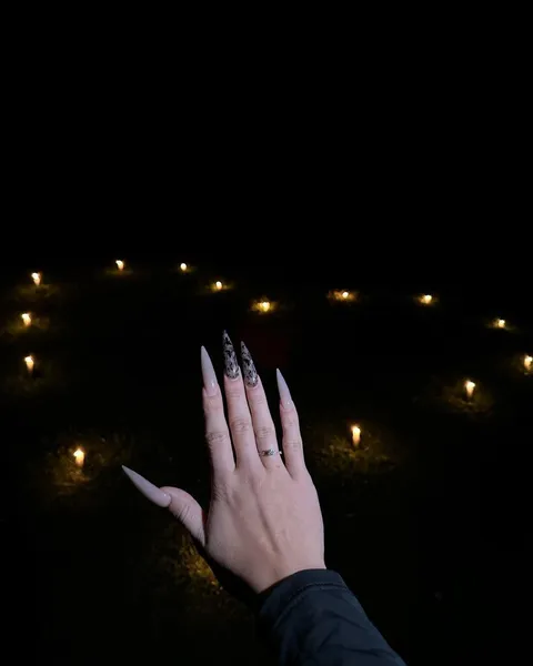 На хвилі скандалів блогерка Верба заявила, що виходить заміж (фото)