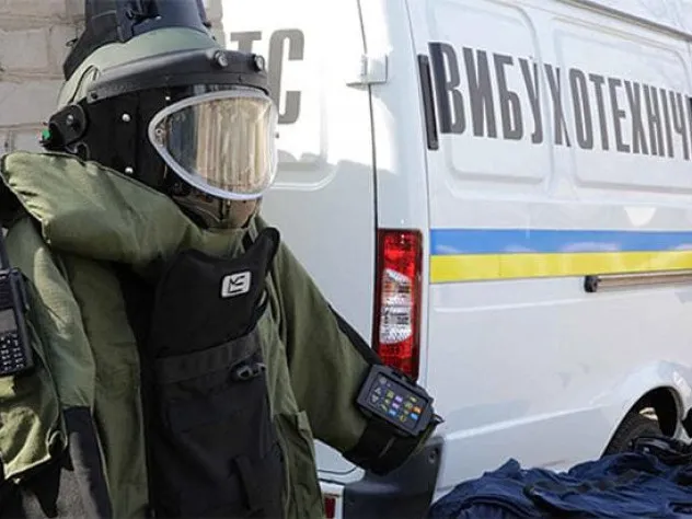 Знову повідомили про замінування медичного центру, заправки і «Варшавки»