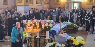 У Луцьку прощалися із священником з церкви УПЦ МП (фото)