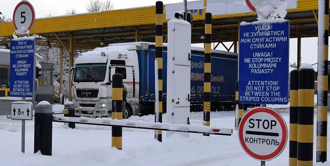 Рух вантажівок відновили: поляки завершили блокування ПП «Дорогуськ – Ягодин» (фото)