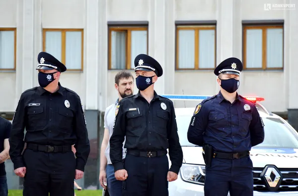 Волинські офіцери громад отримали 25 новеньких службових автомобілів (фото, відео)