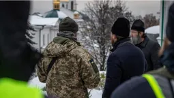 Мільйони готівкою та проросійська література: що СБУ знайшла у  Києво-Печерській лаврі (фото, відео)