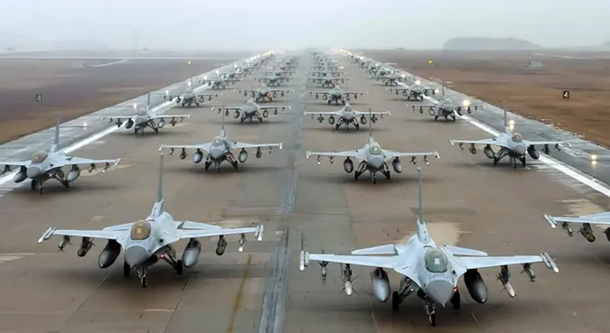 Винищувачі F-16, а не штурмовики А-10: у Повітряних силах пояснили, що є пріоритетом для України
