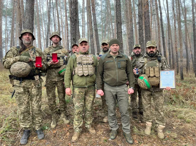 Сирський нагородив волинських бійців ТрО (фото)