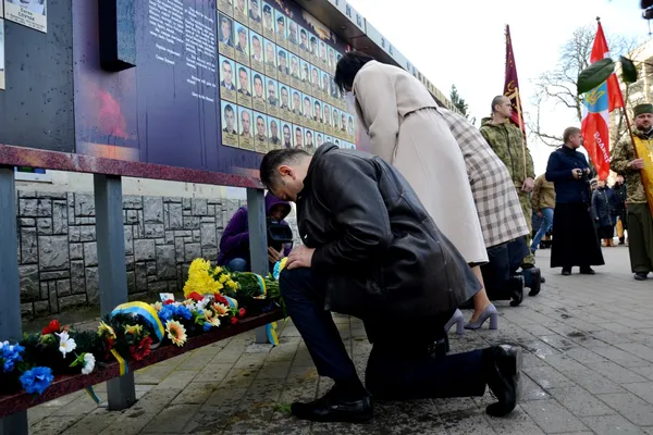 У Луцьку відзначили День українського добровольця (фото)