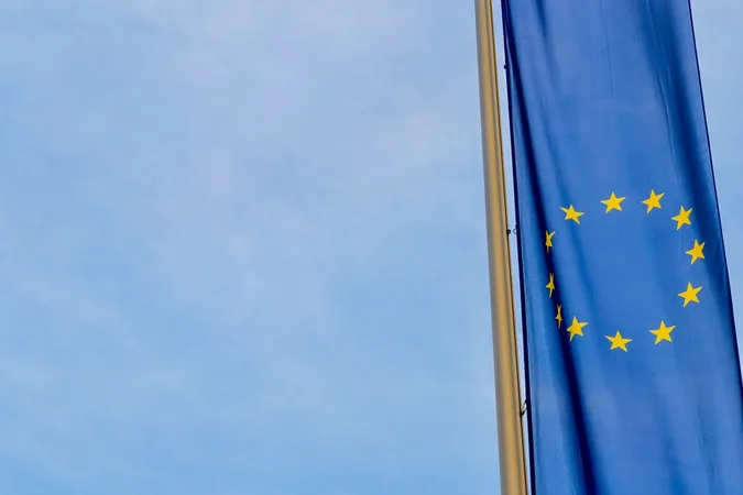 Курс на ЄС і НАТО: депутати підтримали зміни до Конституції