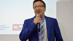 Волинський маркетолог написав та заспівав гімн Луцька (відео)