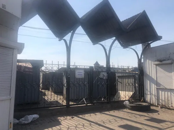 Що робиться на Старому ринку Луцька в період карантину (ФОТО)