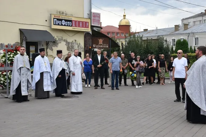 У Луцьку попрощались з Героєм Андрієм Лящуком (фото)