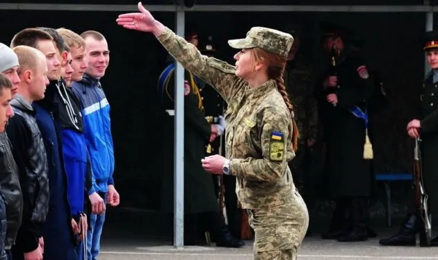 У Луцьку оголосили осінній призов: кого забиратимуть в армію (ДЕТАЛІ)