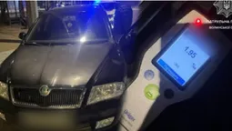 Небезпечні маневри і порушення ПДР: у Луцьку і Ковелі зловили п'яних за кермом (фото)