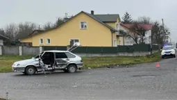 Лучанин на «теслі» потрапив у серйозну аварію на Львівщині (фото)