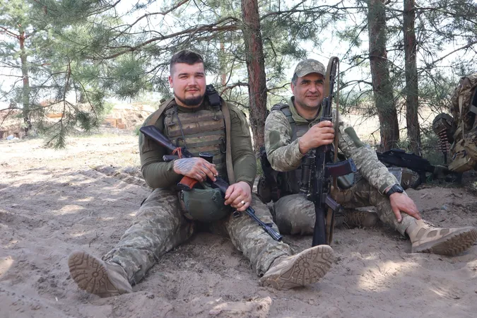 Наші котики: як перепочивають волинські воїни між бойовими завданнями (фото)