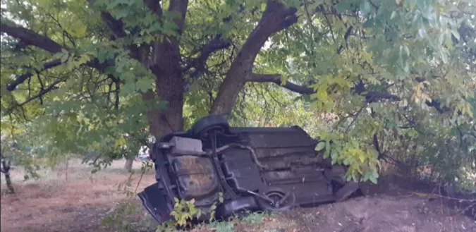 На Київщині п'яний підліток влаштував смертельну ДТП (фото)