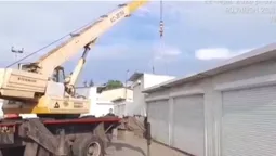 На Старому ринку в Луцьку продовжують демонтажі (відео)