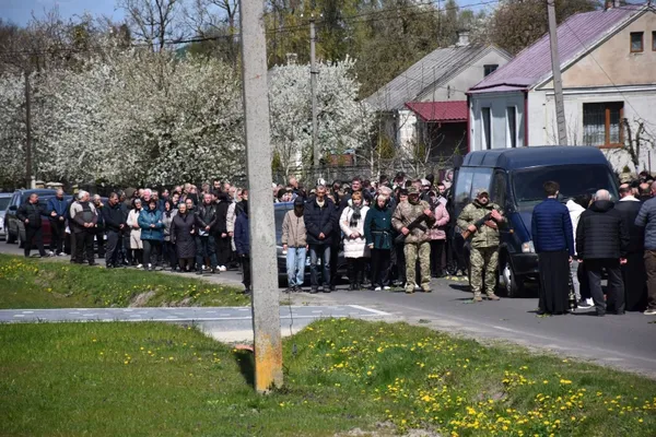 На Волині в останню путь провели Героя Миколу Гаця (фото)