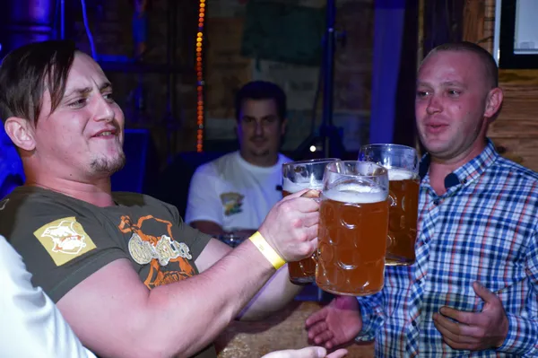 Нове пиво, «Жуліки» та конкурси: Octoberfest по-Карабасівськи