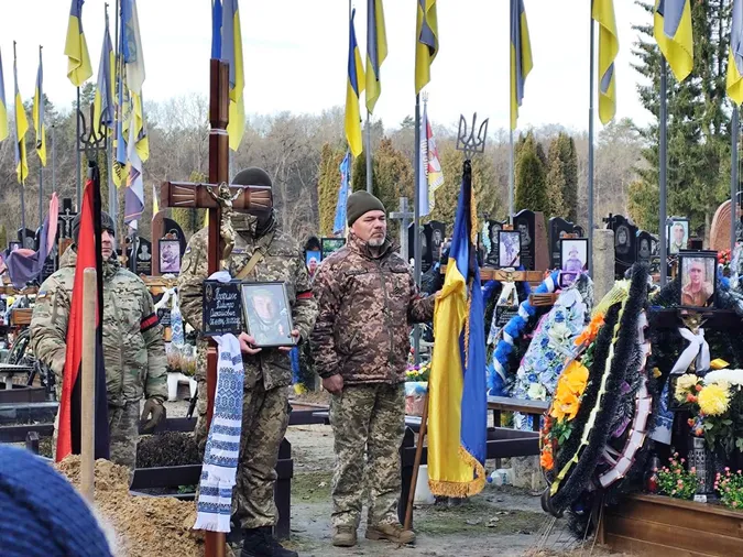 На Волині попрощалися з полеглим захисником Дмитром Трофімюком (фото)