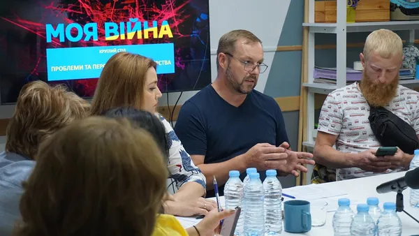 Круглий стіл модерували депутати Луцької міської ради від Громадянського Руху «Свідомі» Алла Надточій та Михайло Наход