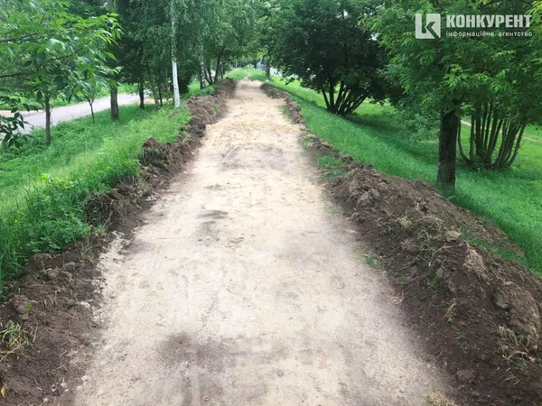 У луцькому парку почали ремонт дамби: що тут буде