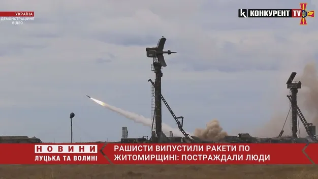 Рашисти вдарили ракетами по Житомирщині – є поранені (відео)