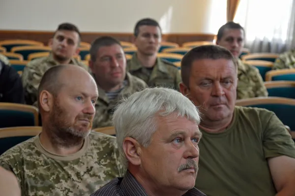 Луценко зустрівся з волинськими бійцями