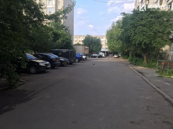 Якою буде парковка біля басейну