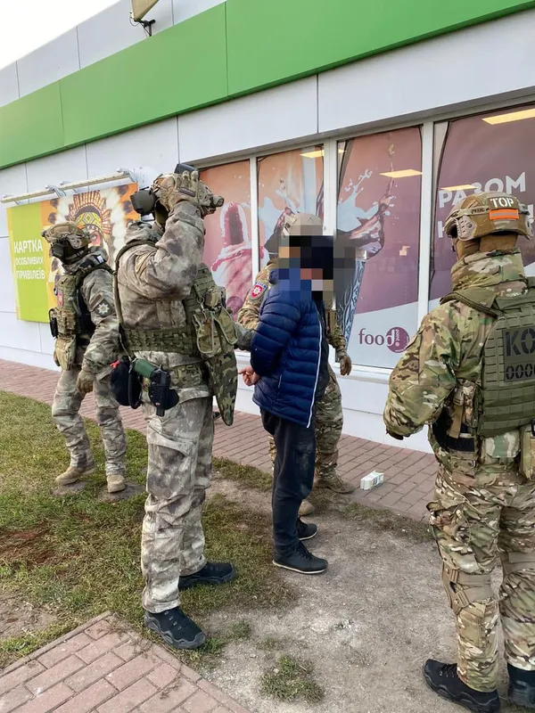 Вимагав 59 тисяч доларів: волинянину «світить» до семи років тюрми (фото)