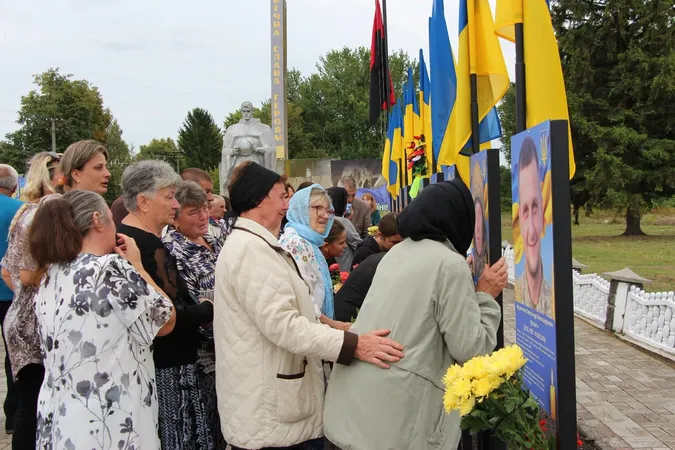 У громаді на Волині відкрили Алею Пам’яті та Слави полеглих захисників (фото)