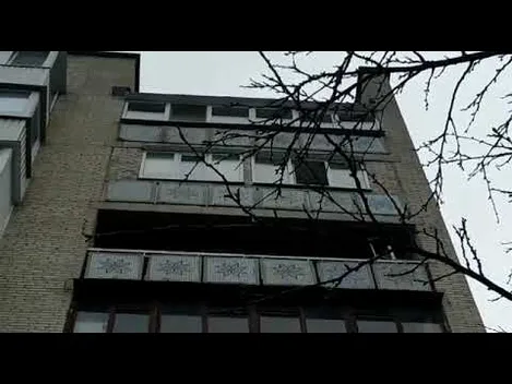 У Луцьку з вікна випали дві дівчини: одна загинула (відео, оновлено)