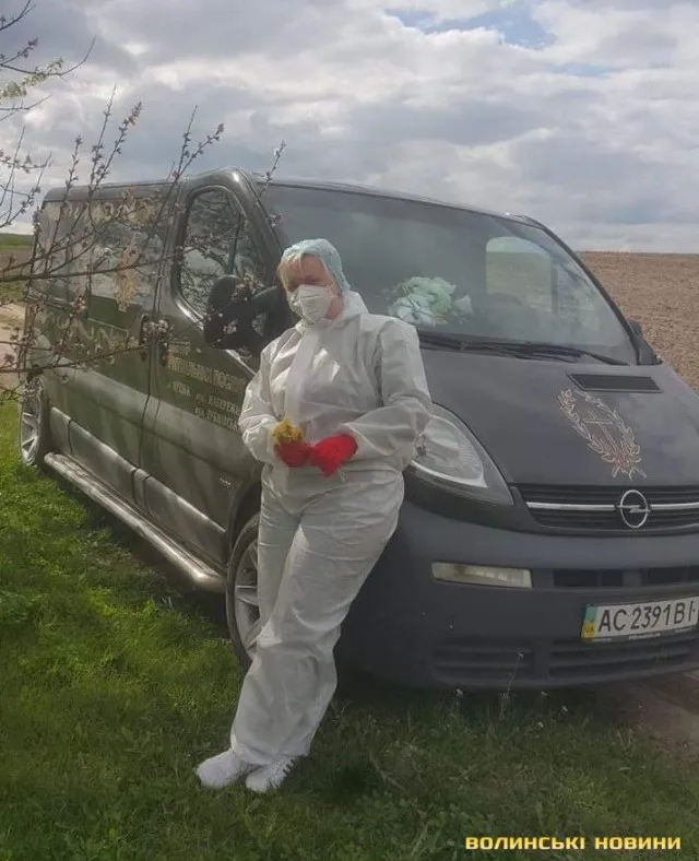 «З чорних пакетів на ноги тече кров»: капеланка з Луцька возить з передової тіла військових