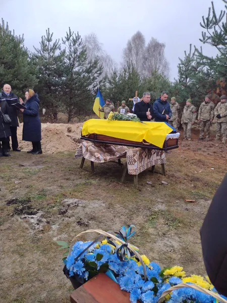 Вважався зниклим безвісти з 2022 року: на Волині попрощались з Героєм Володимиром Малишенком (фото)