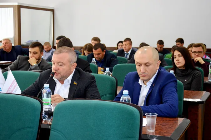 Політика заважає працювати над округами без депутатів, – Андрій Покровський