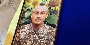 Відспівали у храмі, який зводив із батьком: у Володимирі попрощалися з воїном Сергієм Литовкою (фото)