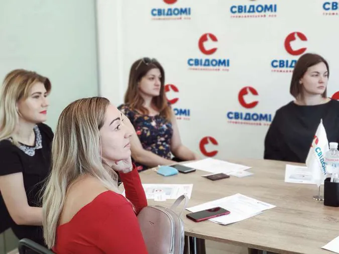 Досить чекати змін: майже 300 лучан хочуть йти на вибори зі «СВІДОМИМИ»