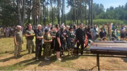 Майже рік вважався зниклим безвісти: на Волині попрощалися з Анатолієм Барабаном (фото)