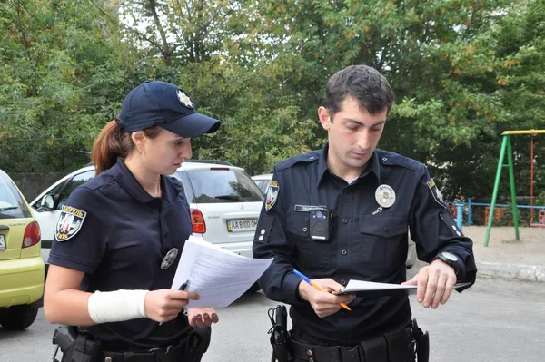 Як добитися компенсації за пошкодження авто через яму на дорозі, – пояснює юрист