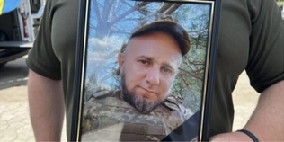 Понад рік тому загинув на Донеччині: на Волині попрощалися з Героєм Олеом Москалюком (фото)