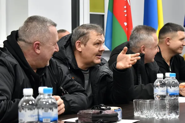 Перші робочі візити: Іван Рудницький побував у Нововолинську та Литовезькій громаді (фото)