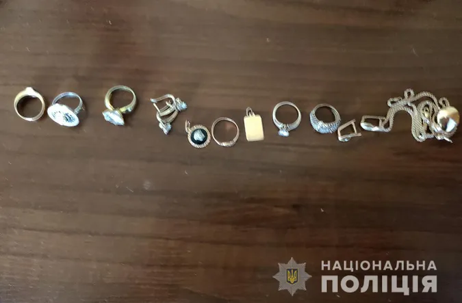 На Волині зловили 23-річну крадійку прикрас (фото)