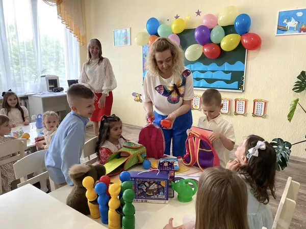 Маленька школа, ЦДР Happy School