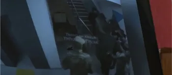 Чоловік, якого мобілізували у під'їзді в Луцьку, зараз сам працює в групі оповіщення ТЦК (відео)