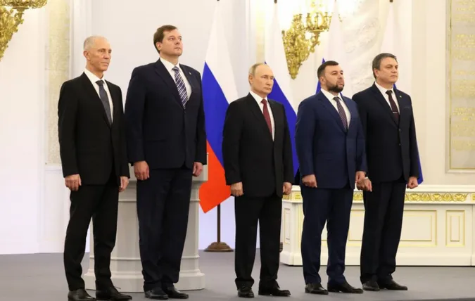 Конституційний суд рф схвалив незаконну анексію областей України (відео)
